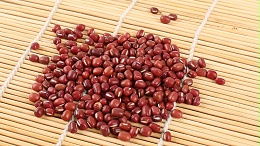 天热睡不着,红豆绿豆沙为你助眠