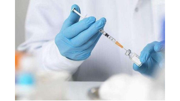 疾控中心提醒，新冠疫情下应加强流感疫苗预防接种